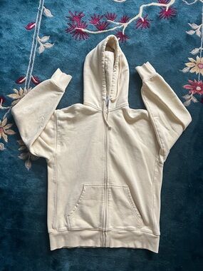 TNA Cozy Fleece Boyfriend Zip Hoodie in Light Pastel Yellow. Size XS